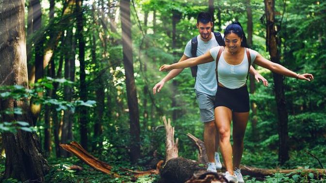 How should the first date go?