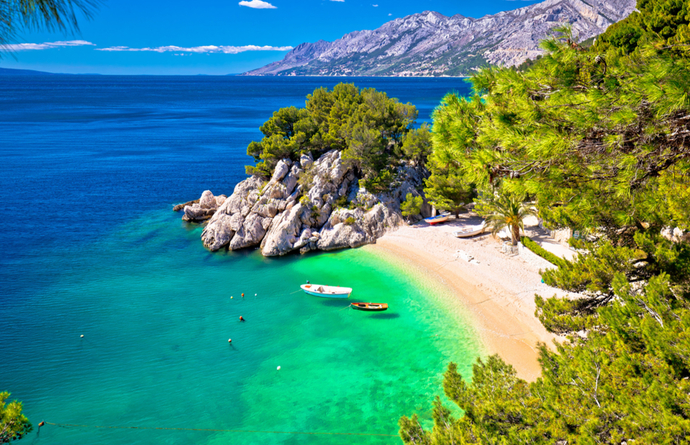 Which travel destination listed would you prefer to see ?