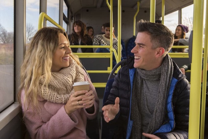 Which acquaintances/strangers do you talk to more: women or men?