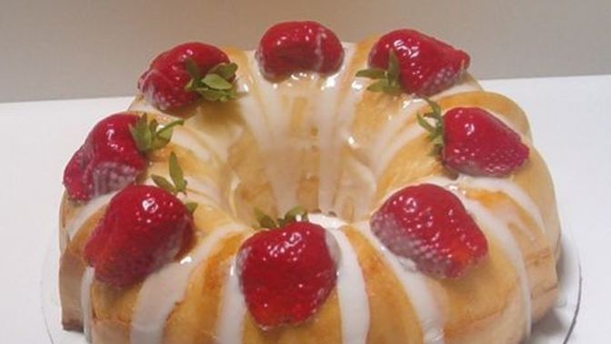 Do you prefer baking or cooking for fun?