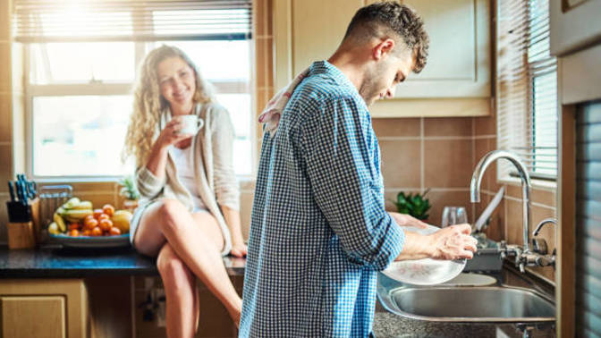 Dishes: how do you handle them as a couple?