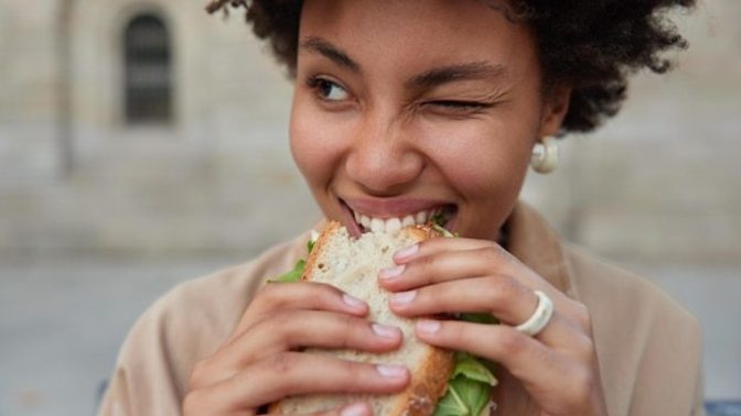 Sandwich - you like it with crust, or without?