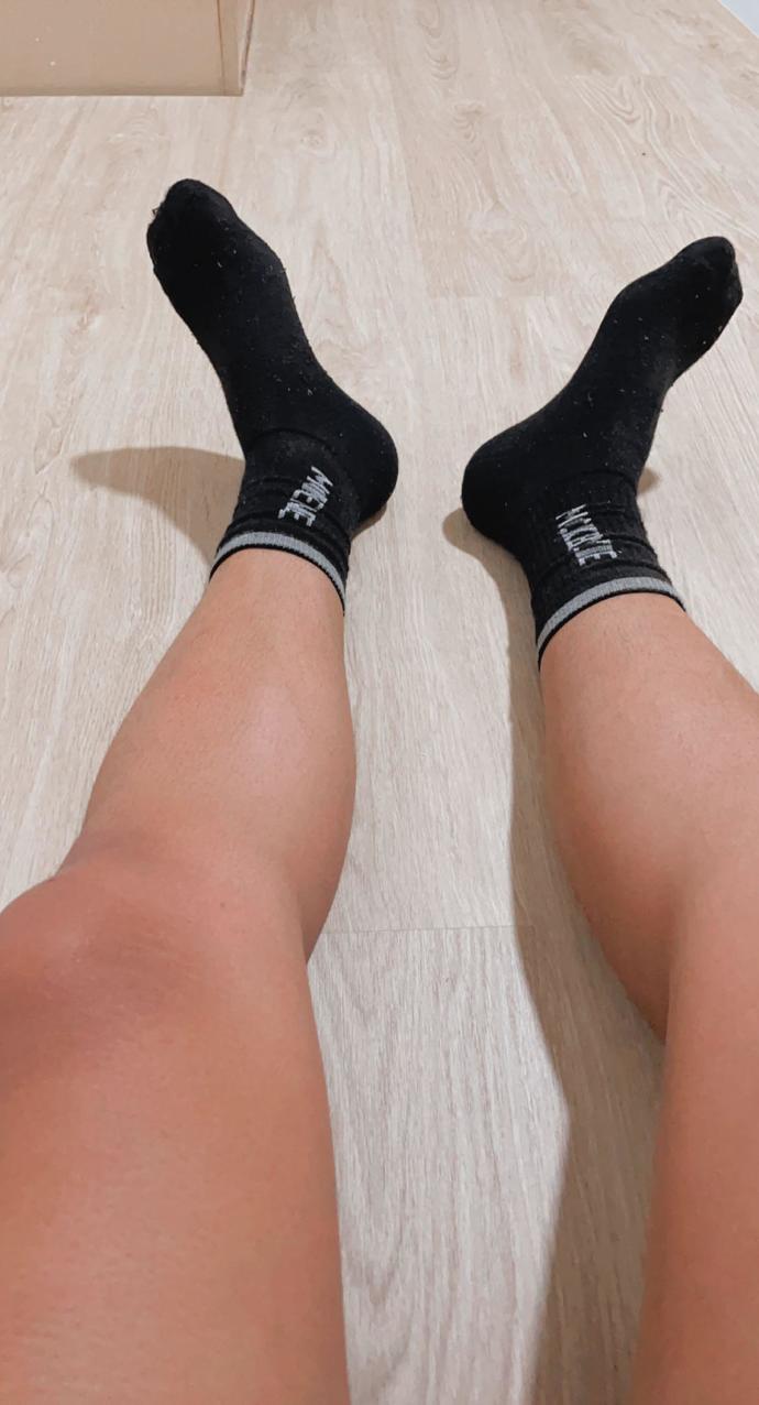 Most attractive type of male legs and why?