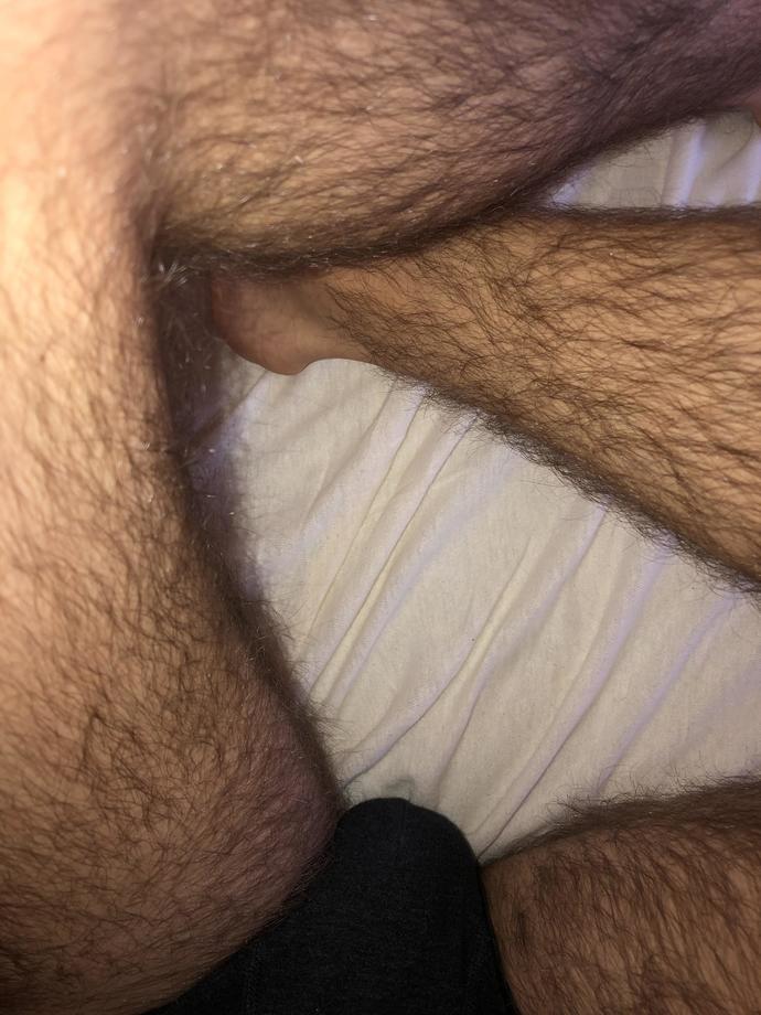 Most attractive type of male legs and why?