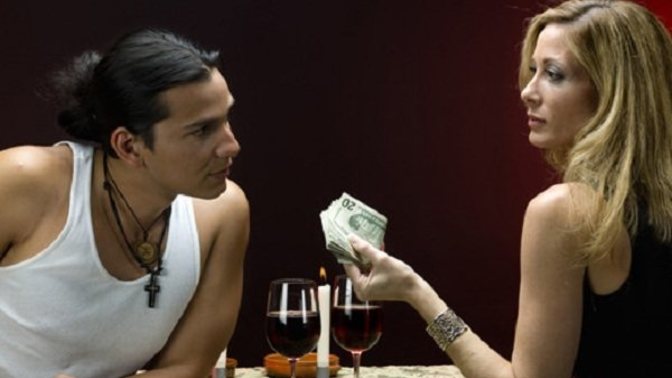 What makes people think male gold diggers don’t exist?