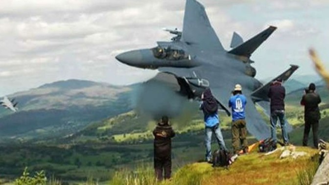 Would you like to have a picnic on the Mach Loop?
