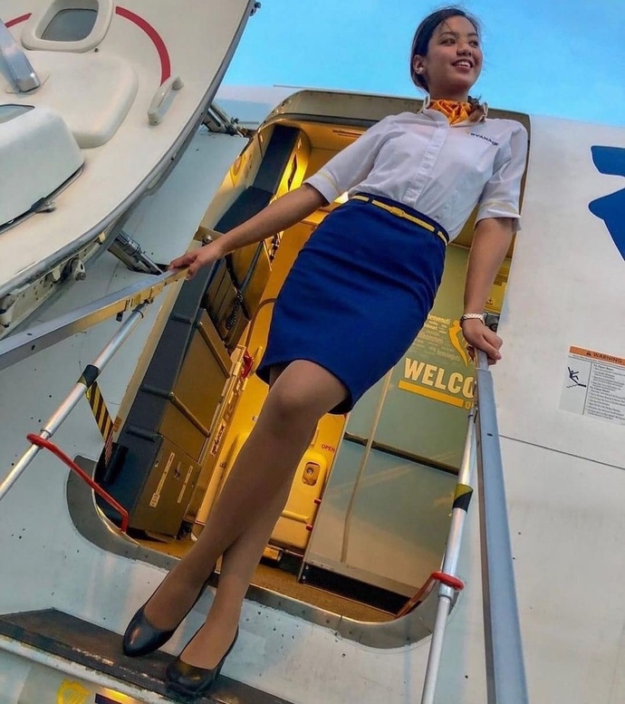 Should I date a flight attendant since I love a woman’s legs in pantyhose?