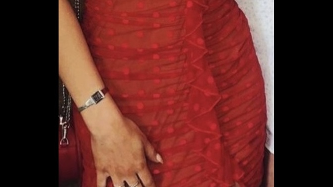 Where did this girl get this dress from?