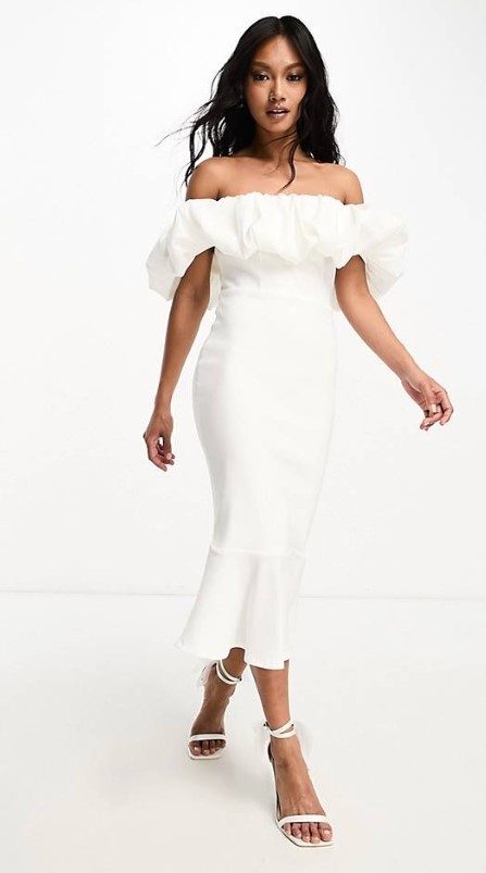 What dress do you like best?