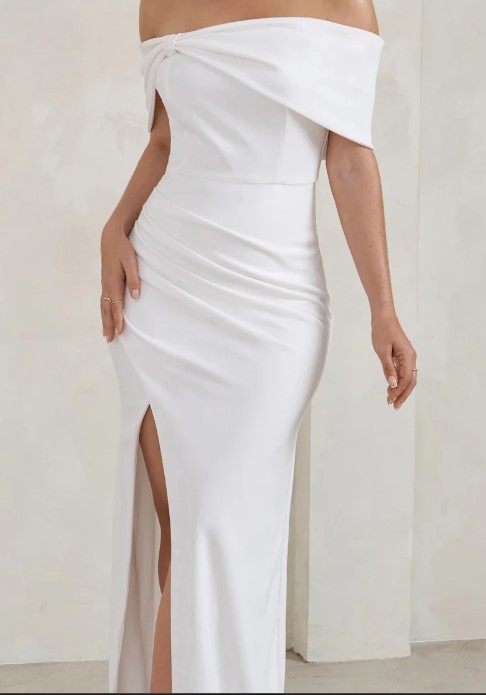What dress do you like best?