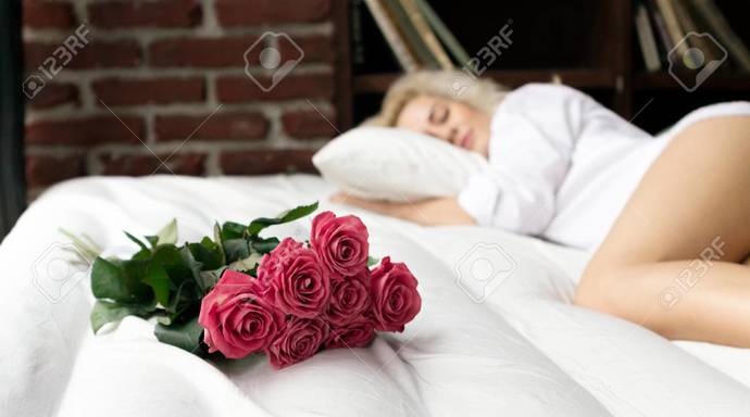 Can you be in love/have feelings for two people at the same time?
