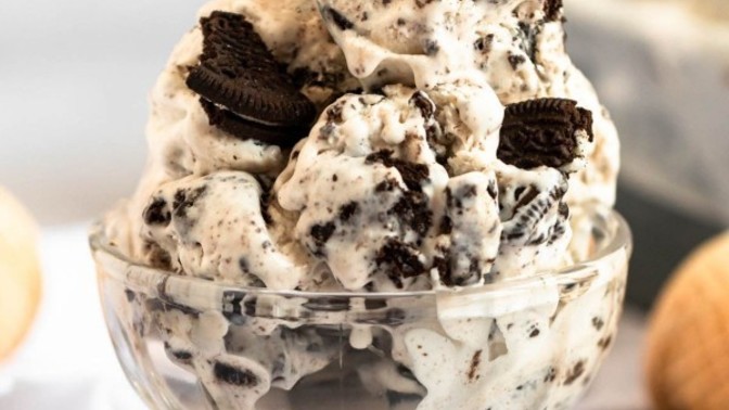 Have any of you have ice cream as a late night snack along with other varieties of your favorite treats?
