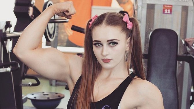 Can you guess which animal this girl's strength is comparable to?