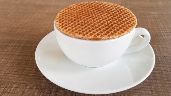 Do you put stroopwafels on top of your coffee cup?