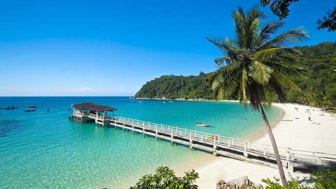 Which of these vacation spots would you prefer to go to?