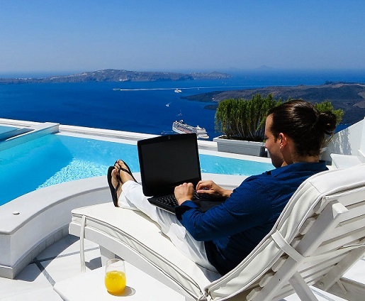 Do you have a side hustle or business? Is it wise to have either of these and why?