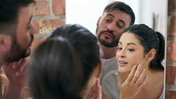 Couples… Pimple-Popping… WHY?