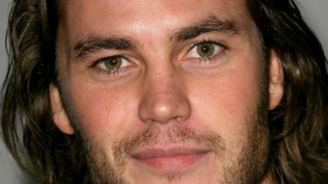 Girls, which guy is hottest: Taylor Kitsch, Gerard Butler, Lenny Kravitz, Christian Bale, Tyson Beckford, Tyler Hoechlin, or Alex Pettyfer?