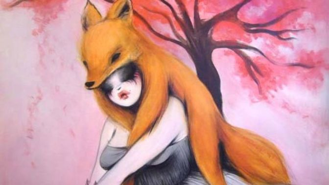Would you date a girl who wore a dead fox around her neck all the time?