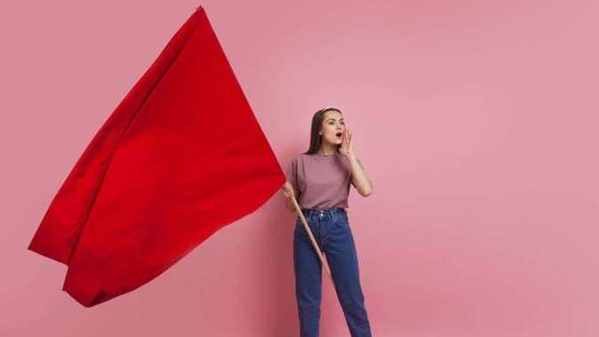 What are your red flags while on a date?
