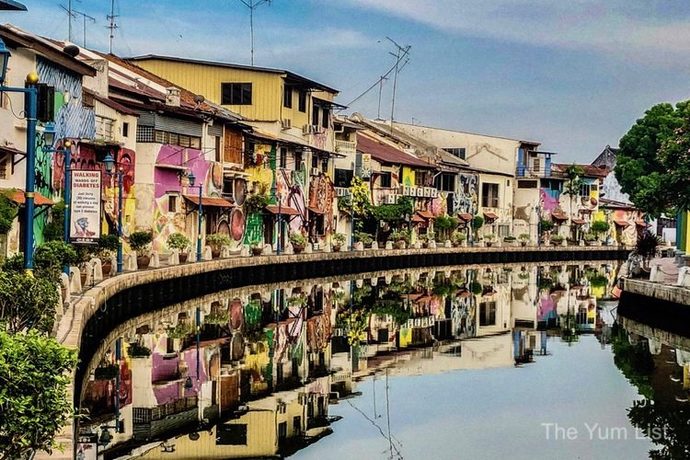 Is Malaysia a good country for a White American to visit?