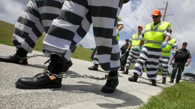 Should convicts be forced to work in order to pay for their upkeep?