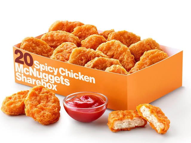 Mmm all for me 🌶️🐔 