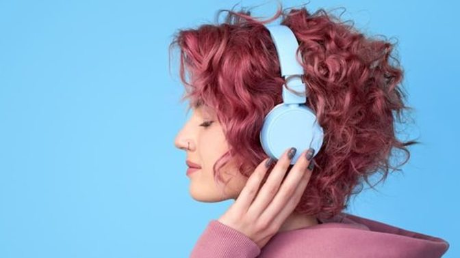 Do you prefer old music or new music and why?