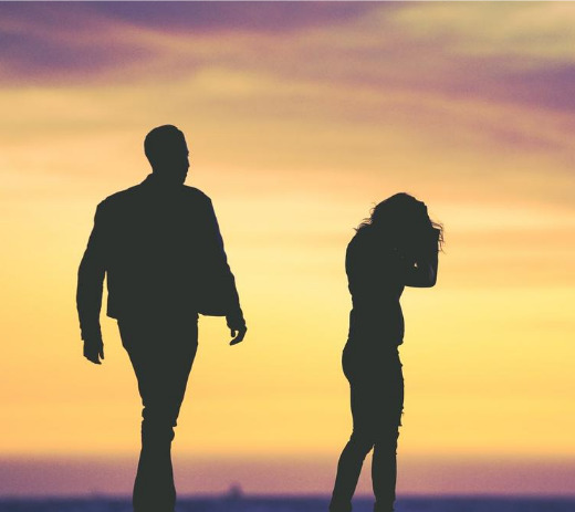 How to approach a girl that I hurt before (long story)?
