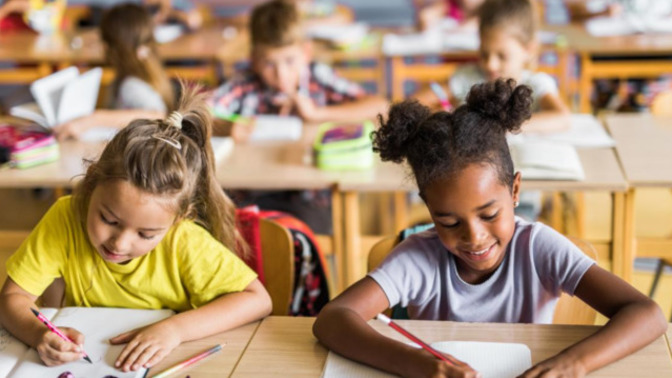 Would you consider it ILLEGAL for a restaurant to SERVE STUDENTS during SCHOOL HOURS?