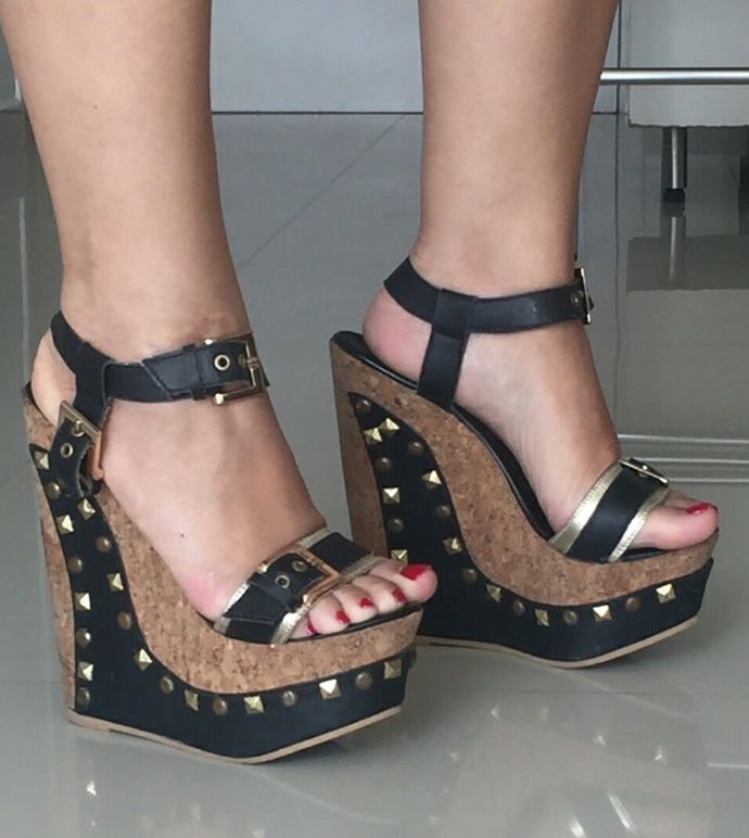 What Kind of Shoes are you? (and what they say about you)?