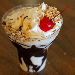 Which would you prefer on your ice cream?