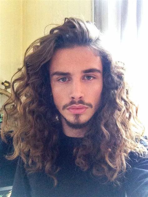 Should I get a girlfriend so she can do my hair for me?