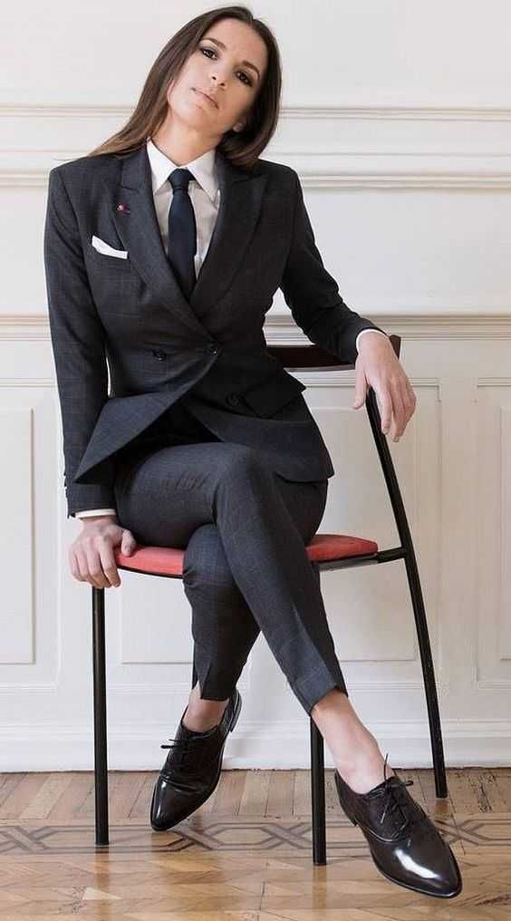 Female cross dresser