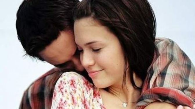 Girls/Guys what do you consider actual romance or romantic gestures?