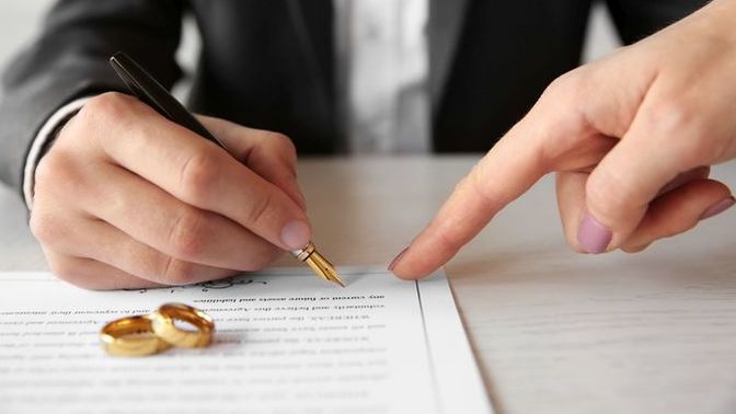 What would you think if your girlfriend suggested doing a prenuptial agreement before marriage where she wouldn't receive half your wealth?