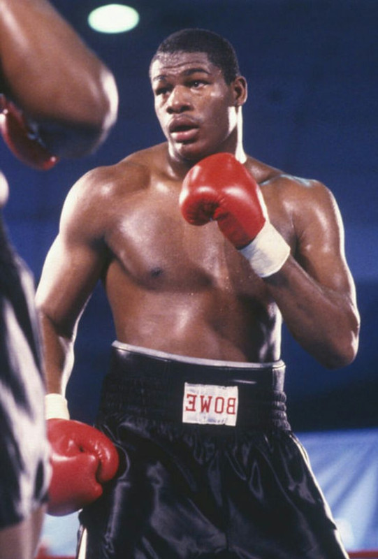 Who wouldve won between Mike Tyson & Riddick Bowe?