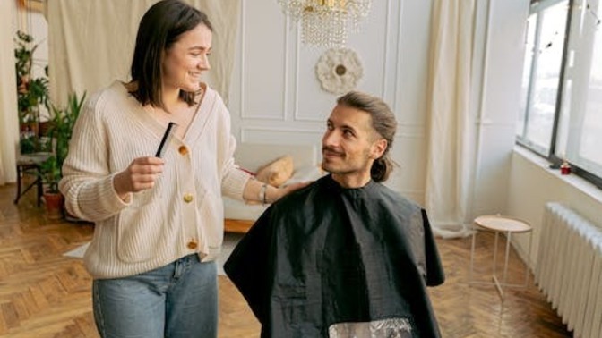 Is asking out a service worker weird (hairdresser)?
