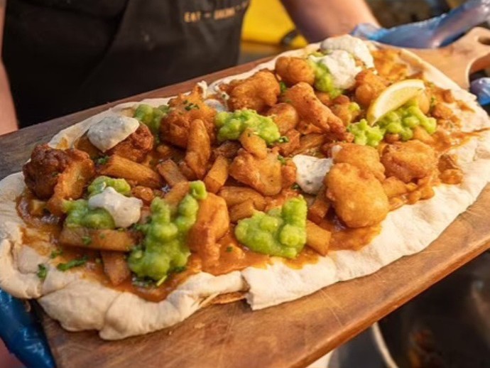Fish and chip pizza, gastronomy or garbage?
