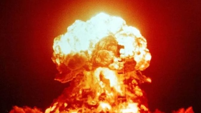 Americans ONLY: Would you rather have a nuclear war that killed everyone on the planet, or have Trump trying to make our lives better?