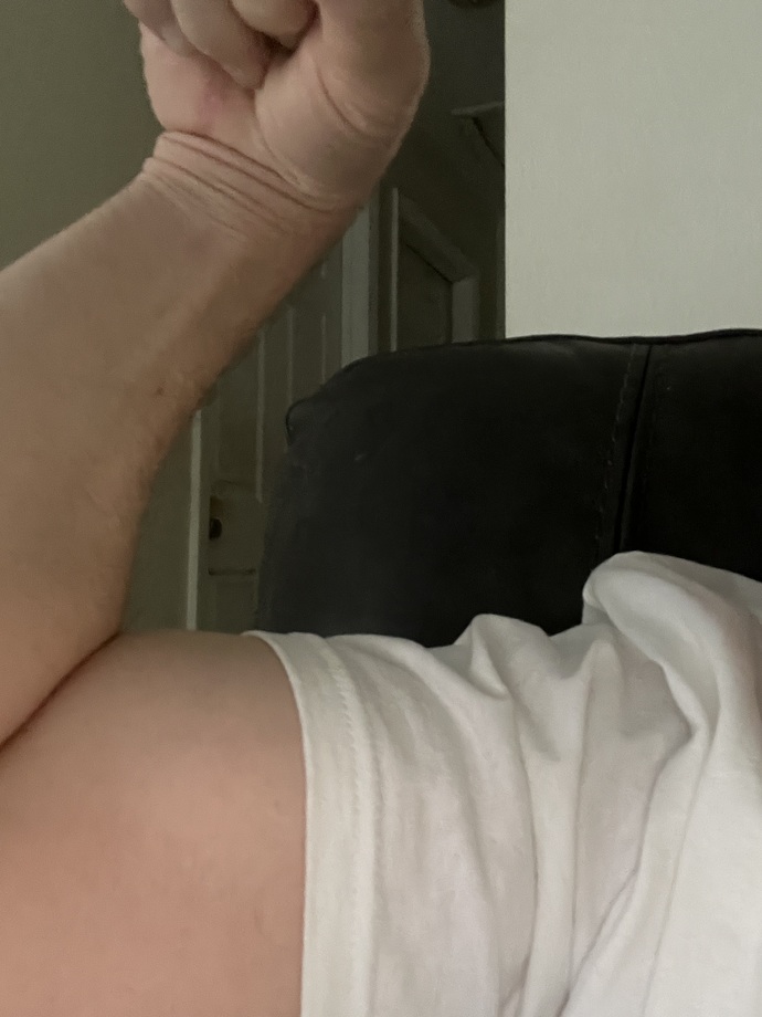 Whats your favorite physical feature and personality feature, on yourself?