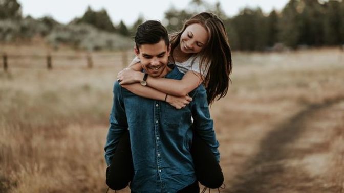 Relationship between someone 18 and 21. Is it an issue or not?