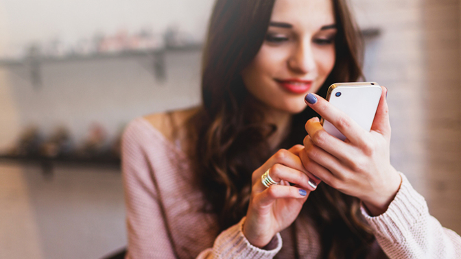 How often do you text your partner? Are you comfortable with your talking time?