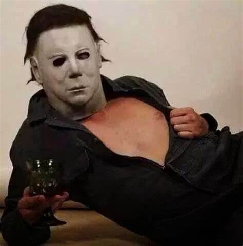 Do you consider yourself a horror entertainment genre fan in general (be it films, video games, series, etc.)?