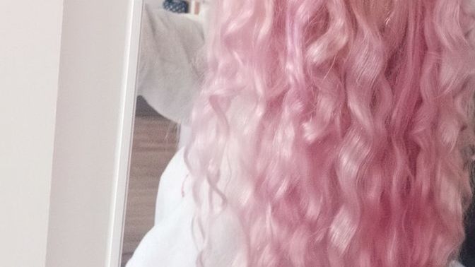 What do you think about pink hair such as this? Can I go back to pink even if I'm 24?