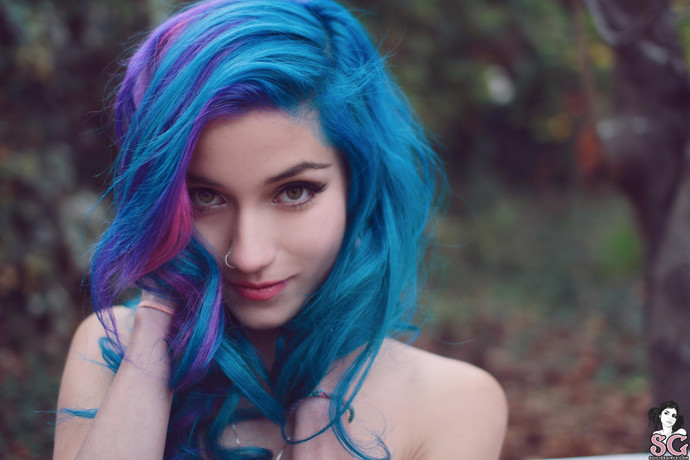 Do you like dyed hair or only natural? Do you like it on others, but wouldn’t do it yourself?