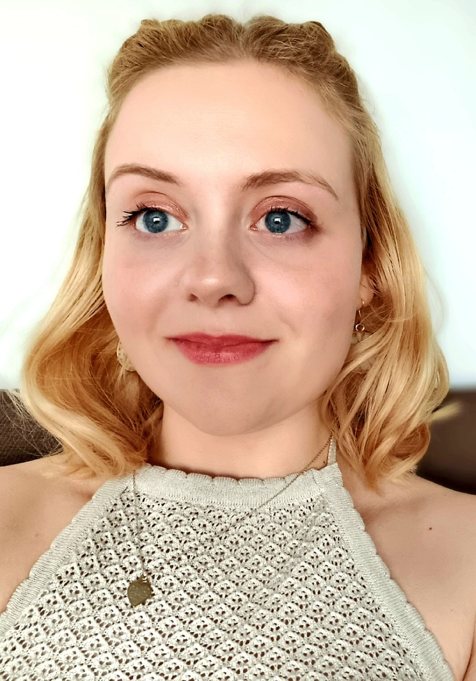 What your opinion on pale skin?