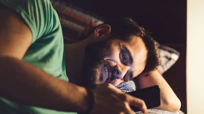 When guys say "sweet dreams" to a girl, does it mean that they like them?
