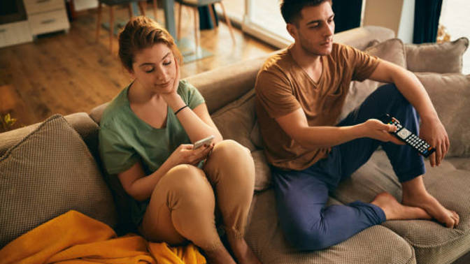 Do you think people can have healthy relationships without romance?