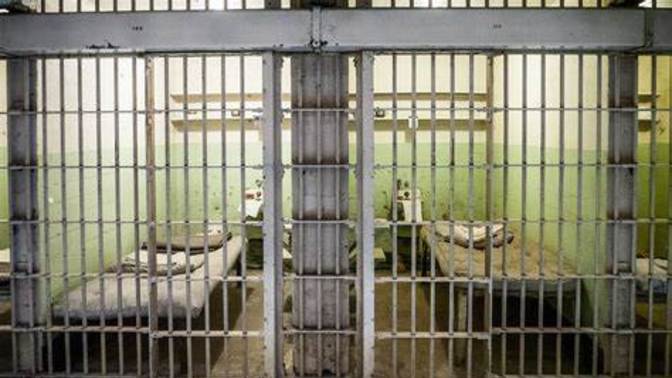 Where would you put the Secret Service agents if Trump were in jail?